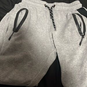 Modern Culture Large Men’s Sweatpants in new condition